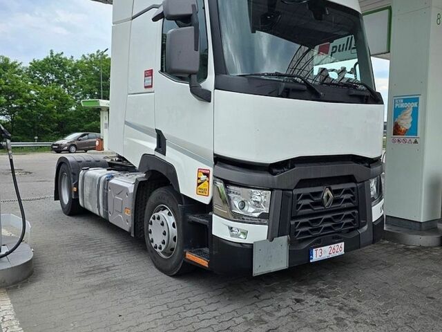 Белый Рено Range T, объемом двигателя 10.8 л и пробегом 653 тыс. км за 39000 $, фото 1 на Automoto.ua