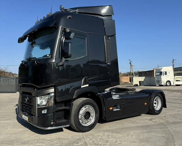 Черный Рено Range T, объемом двигателя 10.8 л и пробегом 657 тыс. км за 32193 $, фото 1 на Automoto.ua