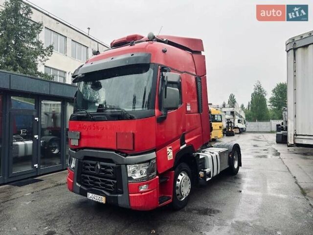 Красный Рено Range T, объемом двигателя 12.8 л и пробегом 700 тыс. км за 29900 $, фото 1 на Automoto.ua