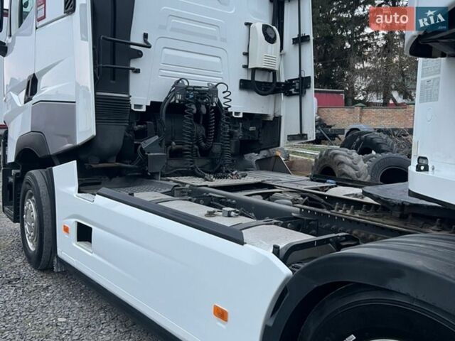 Рено Range T, объемом двигателя 12.9 л и пробегом 10 тыс. км за 26800 $, фото 1 на Automoto.ua