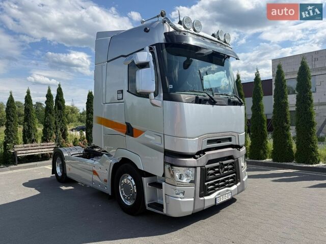 Серый Рено Range T, объемом двигателя 12.9 л и пробегом 915 тыс. км за 34999 $, фото 1 на Automoto.ua