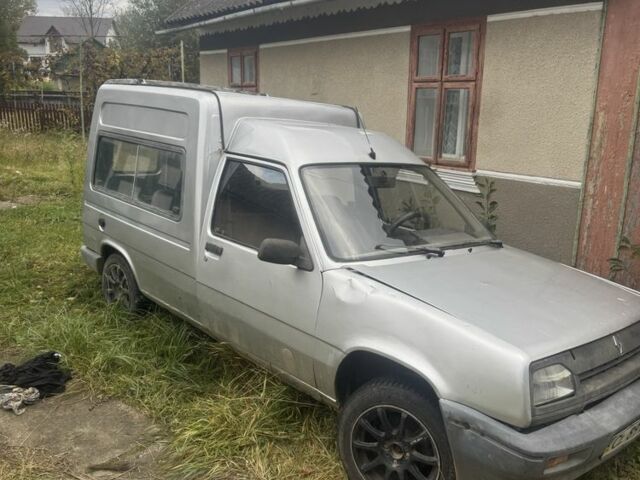 Рено Рапид 1995 в Черновцах на Automoto.ua Серый Рено Рапид, объемом двигателя 0 л и пробегом 333 тыс. км за 400 $, фото 1 на Automoto.ua