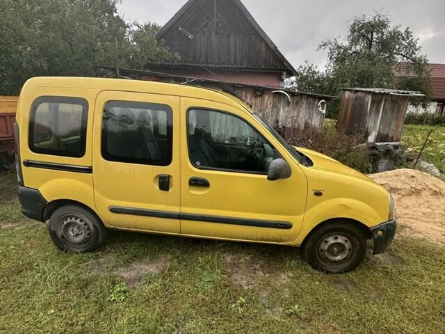 Желтый Рено Родео, объемом двигателя 1.9 л и пробегом 235 тыс. км за 1800 $, фото 1 на Automoto.ua