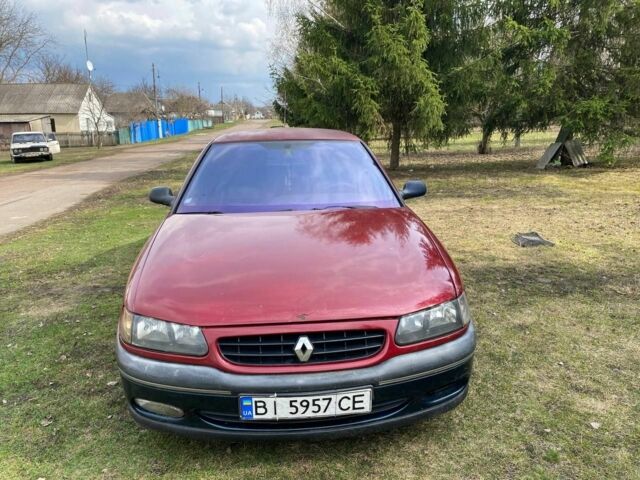 Красный Рено Сафран, объемом двигателя 2.2 л и пробегом 270 тыс. км за 1600 $, фото 1 на Automoto.ua
