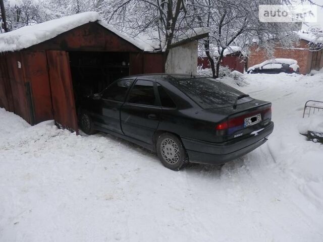 Рено Сафран, объемом двигателя 2.2 л и пробегом 350 тыс. км за 2900 $, фото 1 на Automoto.ua