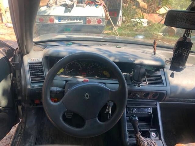 Синий Рено Сафран, объемом двигателя 2.2 л и пробегом 3 тыс. км за 952 $, фото 1 на Automoto.ua