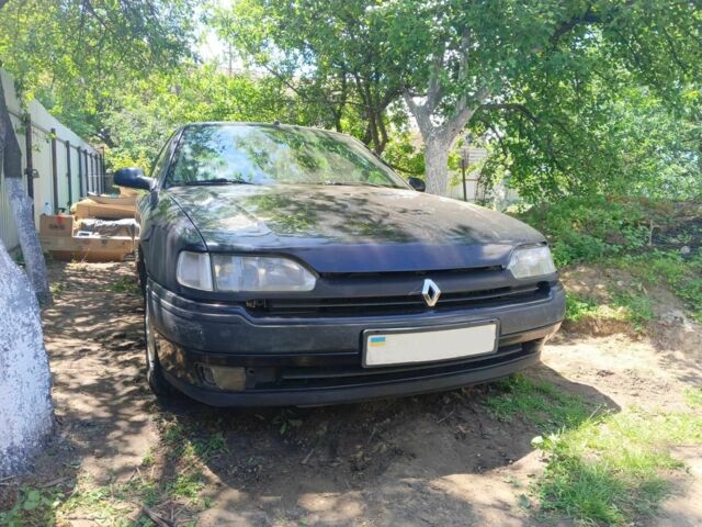 Синий Рено Сафран, объемом двигателя 3 л и пробегом 302 тыс. км за 1601 $, фото 1 на Automoto.ua