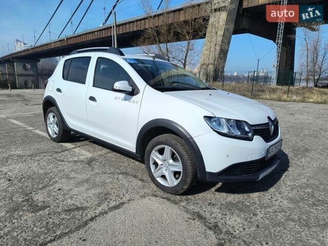 Білий Рено Сандеро СтепВей, об'ємом двигуна 1.46 л та пробігом 165 тис. км за 6800 $, фото 1 на Automoto.ua