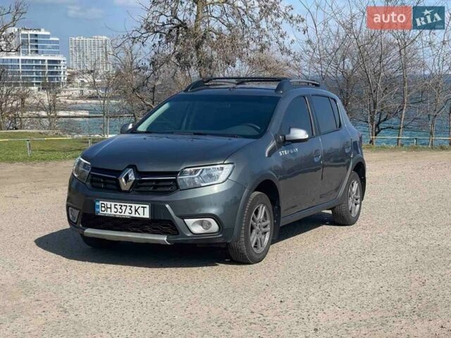 Бежевий Рено Сандеро СтепВей, об'ємом двигуна 0.9 л та пробігом 78 тис. км за 7800 $, фото 1 на Automoto.ua