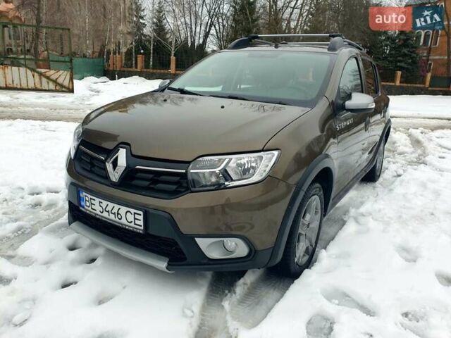 Коричневий Рено Сандеро СтепВей, об'ємом двигуна 0.9 л та пробігом 39 тис. км за 10500 $, фото 1 на Automoto.ua