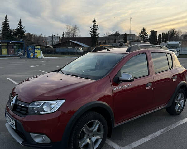 Червоний Рено Сандеро СтепВей, об'ємом двигуна 0.9 л та пробігом 64 тис. км за 11000 $, фото 1 на Automoto.ua