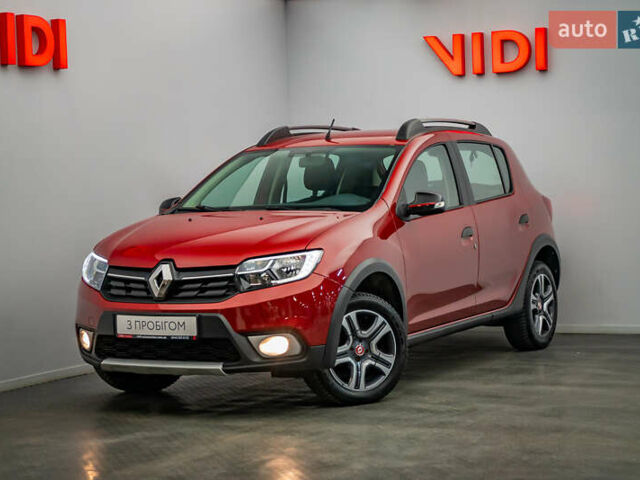 Рено Сандеро СтэпВэй, объемом двигателя 0.9 л и пробегом 63 тыс. км за 10640 $, фото 1 на Automoto.ua