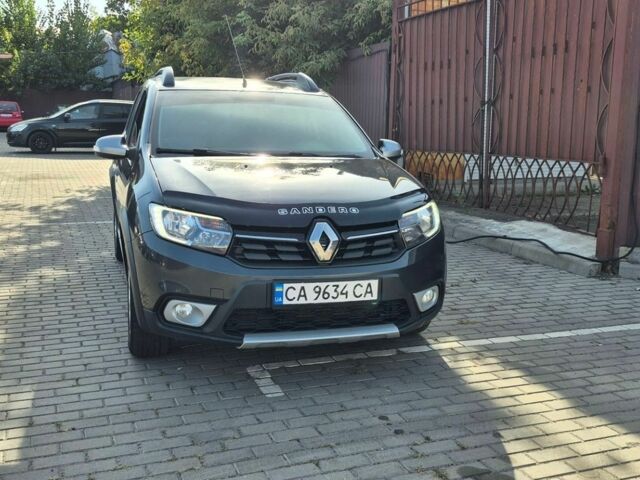 Сірий Рено Сандеро СтепВей, об'ємом двигуна 1.46 л та пробігом 86 тис. км за 9850 $, фото 1 на Automoto.ua