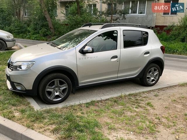 Синій Рено Сандеро СтепВей, об'ємом двигуна 1.46 л та пробігом 175 тис. км за 9700 $, фото 1 на Automoto.ua
