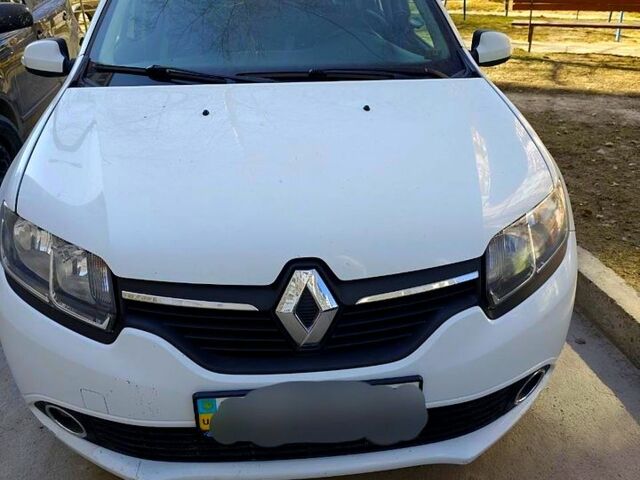 Білий Рено Сандеро, об'ємом двигуна 1.2 л та пробігом 170 тис. км за 5500 $, фото 1 на Automoto.ua