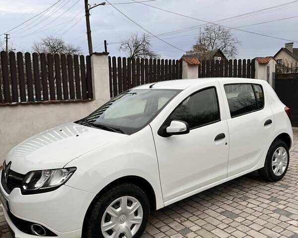 Білий Рено Сандеро, об'ємом двигуна 1.2 л та пробігом 188 тис. км за 6200 $, фото 1 на Automoto.ua