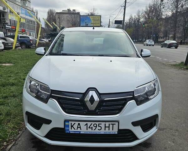 Белый Рено Сандеро, объемом двигателя 1.15 л и пробегом 95 тыс. км за 7400 $, фото 1 на Automoto.ua