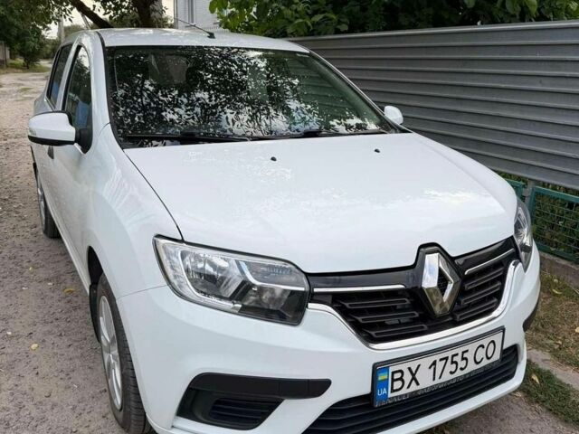 Білий Рено Сандеро, об'ємом двигуна 1 л та пробігом 74 тис. км за 8500 $, фото 1 на Automoto.ua