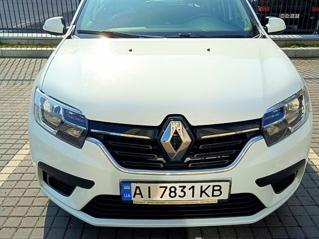 Білий Рено Сандеро, об'ємом двигуна 1 л та пробігом 75 тис. км за 8500 $, фото 1 на Automoto.ua
