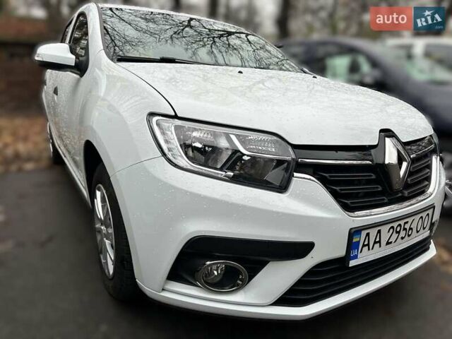 Білий Рено Сандеро, об'ємом двигуна 1.46 л та пробігом 38 тис. км за 8200 $, фото 1 на Automoto.ua