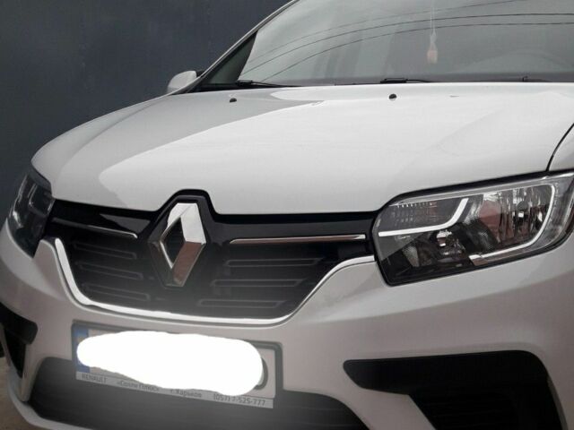 Белый Рено Сандеро, объемом двигателя 1 л и пробегом 80 тыс. км за 14000 $, фото 1 на Automoto.ua