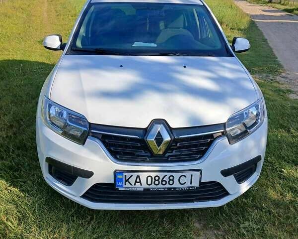 Білий Рено Сандеро, об'ємом двигуна 0.9 л та пробігом 79 тис. км за 8500 $, фото 1 на Automoto.ua