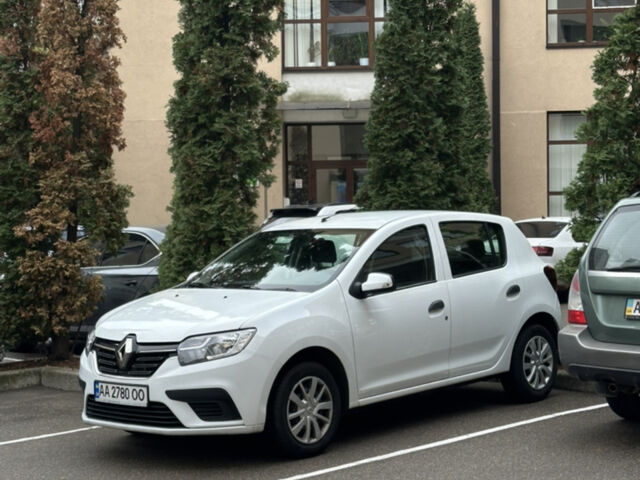 Білий Рено Сандеро, об'ємом двигуна 0.9 л та пробігом 111 тис. км за 7100 $, фото 1 на Automoto.ua