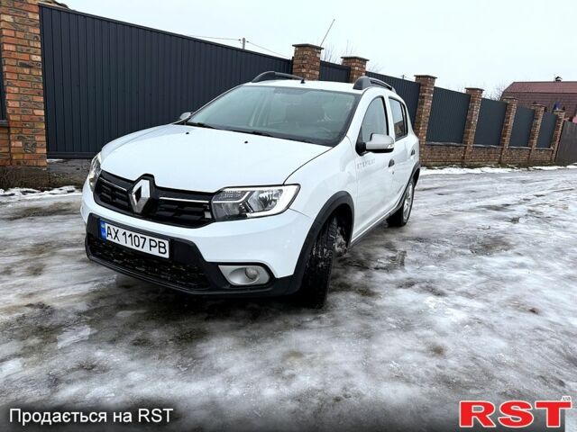 Білий Рено Сандеро, об'ємом двигуна 0.9 л та пробігом 120 тис. км за 8700 $, фото 1 на Automoto.ua