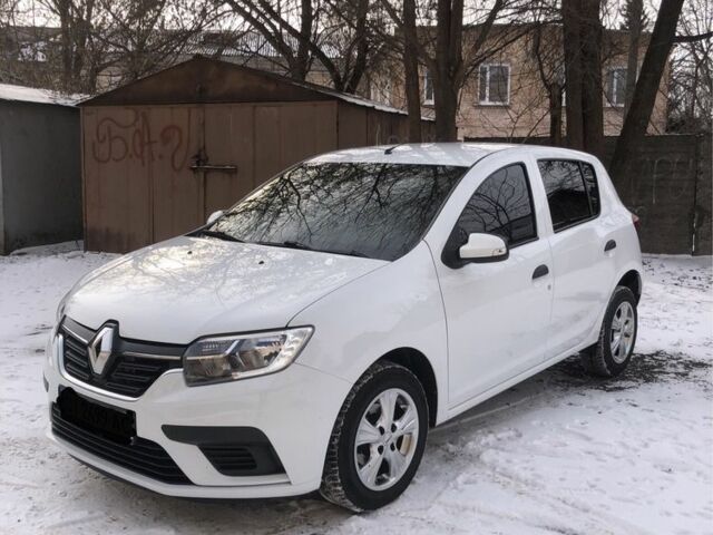 Белый Рено Сандеро, объемом двигателя 1 л и пробегом 57 тыс. км за 8300 $, фото 1 на Automoto.ua