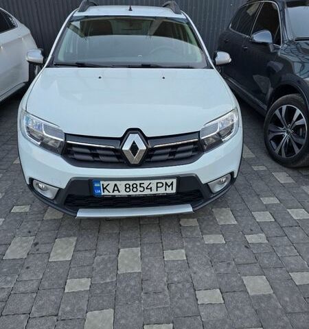 Білий Рено Сандеро, об'ємом двигуна 0.9 л та пробігом 87 тис. км за 9300 $, фото 1 на Automoto.ua