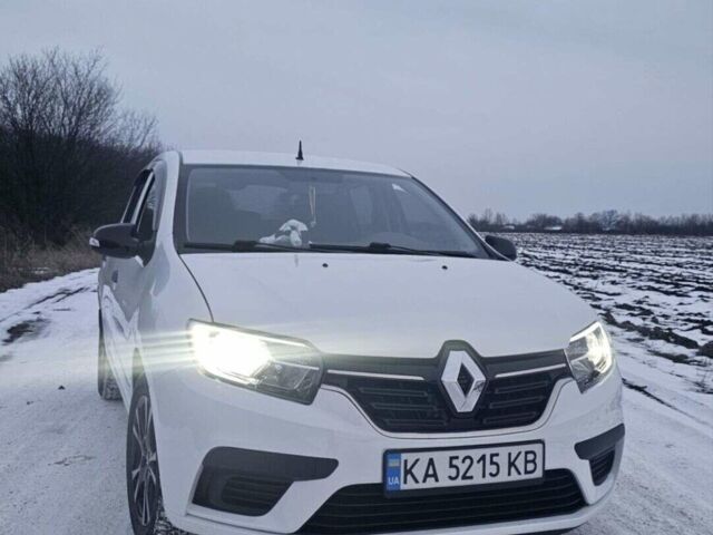 Белый Рено Сандеро, объемом двигателя 1.5 л и пробегом 99 тыс. км за 9999 $, фото 1 на Automoto.ua