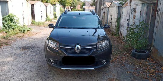 Черный Рено Сандеро, объемом двигателя 1.6 л и пробегом 188 тыс. км за 6300 $, фото 1 на Automoto.ua