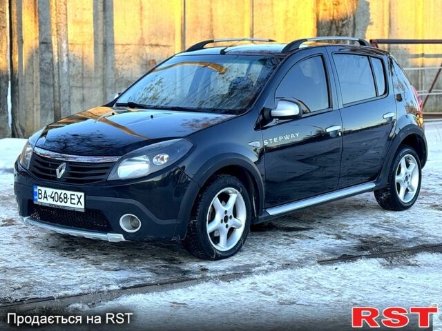 Чорний Рено Сандеро, об'ємом двигуна 1.6 л та пробігом 19400 тис. км за 6500 $, фото 1 на Automoto.ua