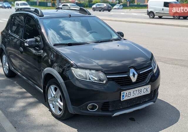 Черный Рено Сандеро, объемом двигателя 1.6 л и пробегом 175 тыс. км за 6999 $, фото 1 на Automoto.ua