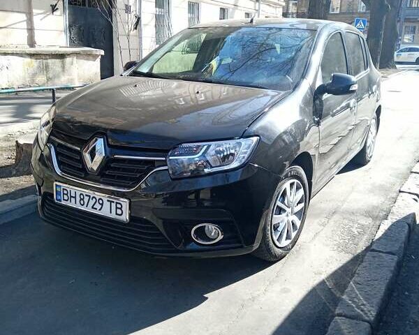Черный Рено Сандеро, объемом двигателя 1 л и пробегом 41 тыс. км за 9000 $, фото 1 на Automoto.ua