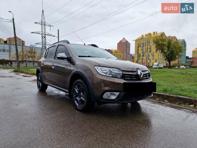 Коричневый Рено Сандеро, объемом двигателя 1.46 л и пробегом 52 тыс. км за 10400 $, фото 1 на Automoto.ua