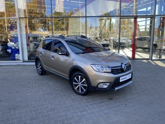 Коричневый Рено Сандеро, объемом двигателя 0 л и пробегом 61 тыс. км за 11700 $, фото 1 на Automoto.ua