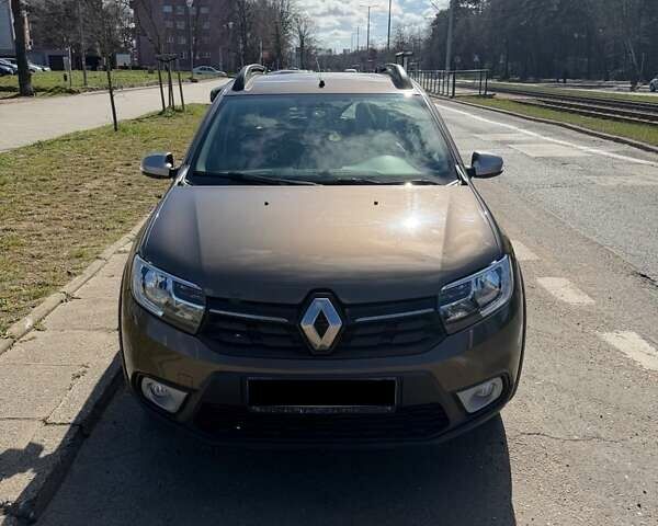 Коричневый Рено Сандеро, объемом двигателя 1.46 л и пробегом 37 тыс. км за 13000 $, фото 1 на Automoto.ua