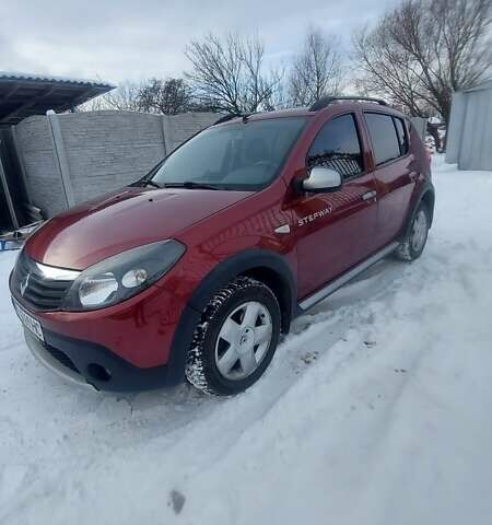 Червоний Рено Сандеро, об'ємом двигуна 1.6 л та пробігом 113 тис. км за 6500 $, фото 1 на Automoto.ua