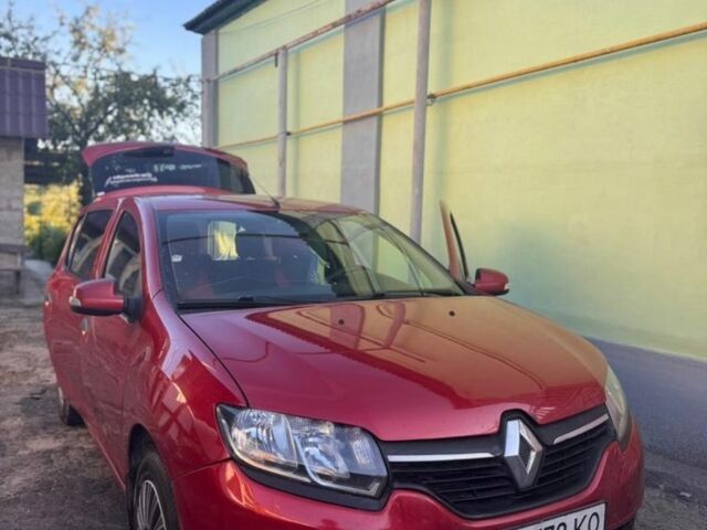 Червоний Рено Сандеро, об'ємом двигуна 1.15 л та пробігом 146 тис. км за 5299 $, фото 1 на Automoto.ua