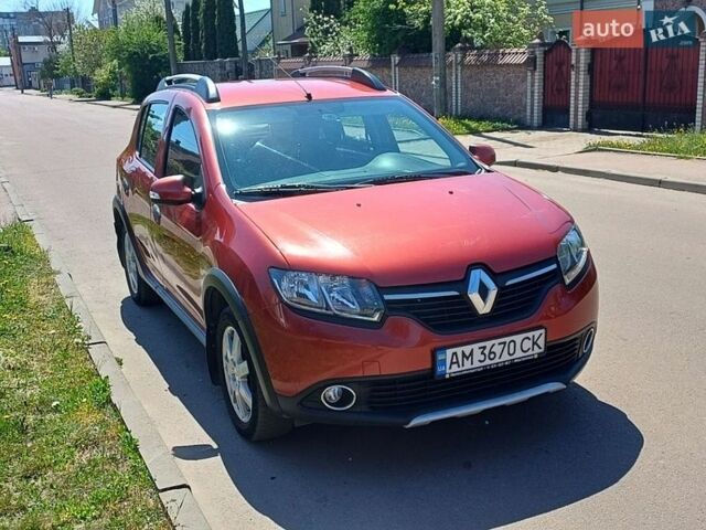 Красный Рено Сандеро, объемом двигателя 1.6 л и пробегом 73 тыс. км за 8000 $, фото 1 на Automoto.ua