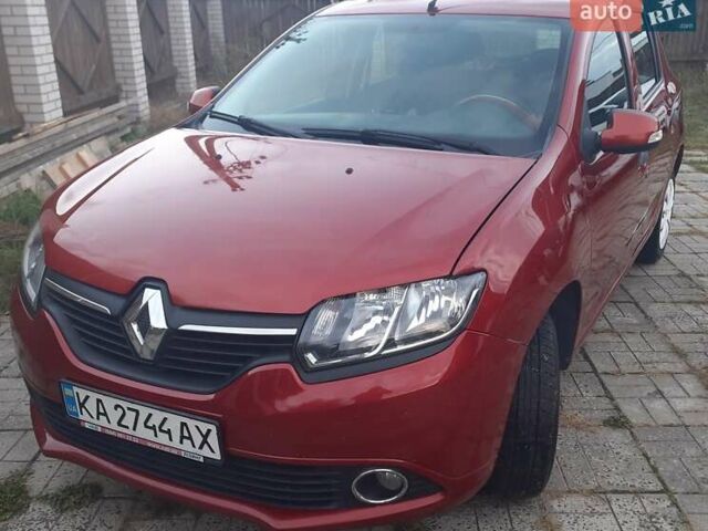 Червоний Рено Сандеро, об'ємом двигуна 1.2 л та пробігом 196 тис. км за 5900 $, фото 1 на Automoto.ua