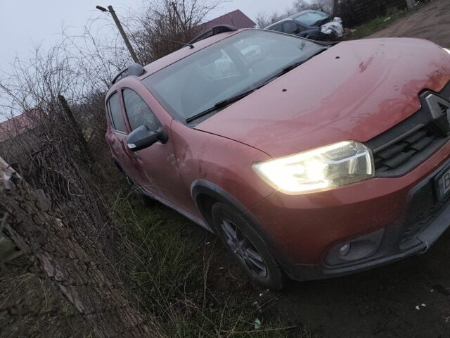 Червоний Рено Сандеро, об'ємом двигуна 1.5 л та пробігом 268 тис. км за 8500 $, фото 1 на Automoto.ua