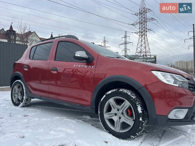 Червоний Рено Сандеро, об'ємом двигуна 1.46 л та пробігом 164 тис. км за 10000 $, фото 1 на Automoto.ua
