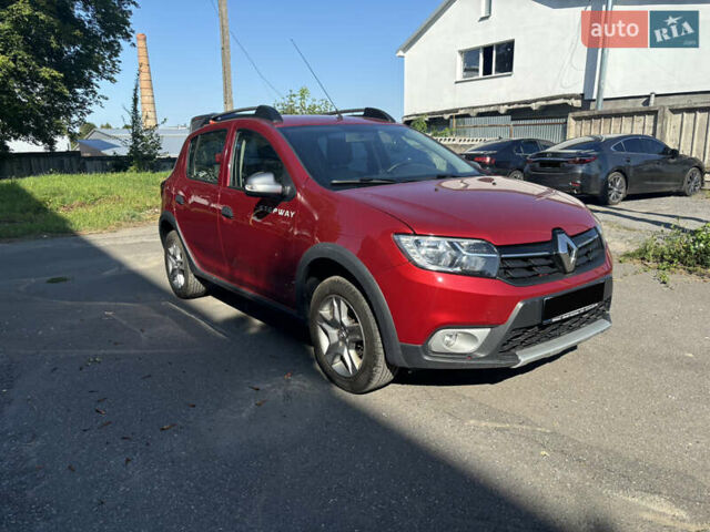 Червоний Рено Сандеро, об'ємом двигуна 0.9 л та пробігом 72 тис. км за 11000 $, фото 1 на Automoto.ua