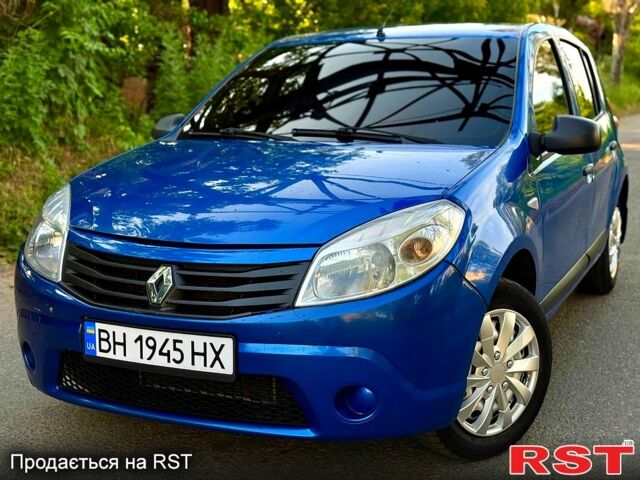 Рено Сандеро, объемом двигателя 1.4 л и пробегом 286 тыс. км за 3500 $, фото 1 на Automoto.ua