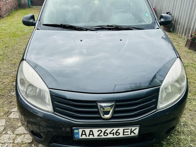 Сірий Рено Сандеро, об'ємом двигуна 1.2 л та пробігом 250 тис. км за 2500 $, фото 1 на Automoto.ua