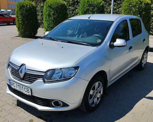 Серый Рено Сандеро, объемом двигателя 1.15 л и пробегом 130 тыс. км за 6500 $, фото 1 на Automoto.ua