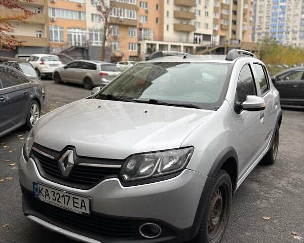 Сірий Рено Сандеро, об'ємом двигуна 1.46 л та пробігом 260 тис. км за 7500 $, фото 1 на Automoto.ua