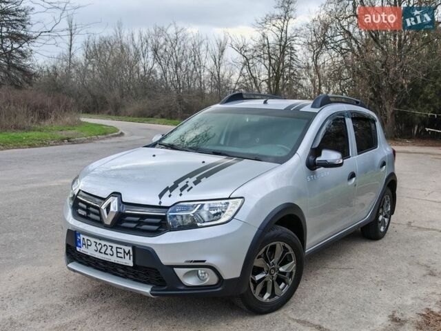Сірий Рено Сандеро, об'ємом двигуна 1.46 л та пробігом 114 тис. км за 13000 $, фото 1 на Automoto.ua